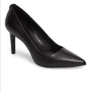 Dorothy Flex Pumps- Michael Kors